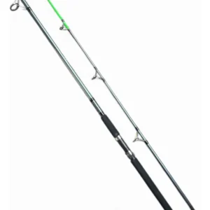 Peso del señuelo: 250 g Resistencia: 250 La barra de la caña está fabricada de fibra de vidrio. Posee un mango de eva. Las guías son de porcelana. Pasahilos : 4 + puntera Cantidad de tramos desmontables: 2.