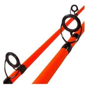 Marca: Surfish Caña en 2 tramos. Composición de grafito. Casting Weight: 100-200grs Pasahilos de porcelana reforzados. Mango en goma eva. Portareel a rosca en ABS y metal.